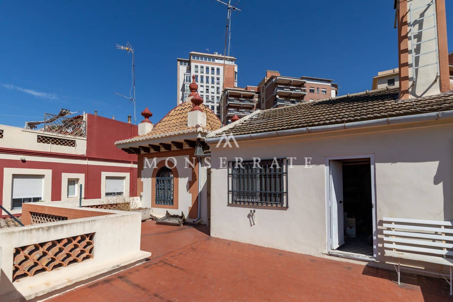 6 soveværelse Villa til salg i Valencia by med garage - € 1.900.000 (Ref: 9321538)
