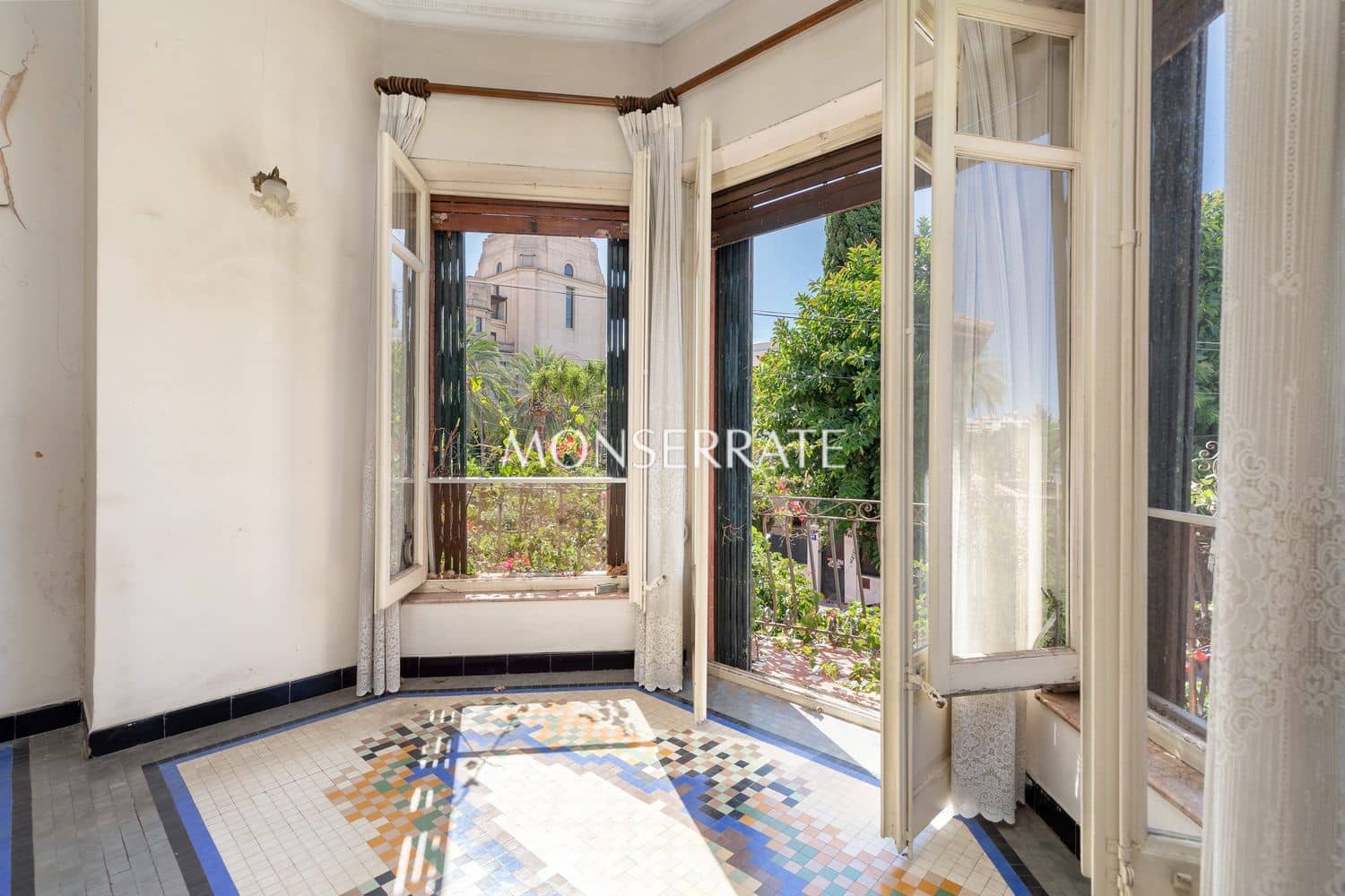 6 slaapkamer Villa te koop in Valencia stad met garage - € 1.900.000 (Ref: 9321538)