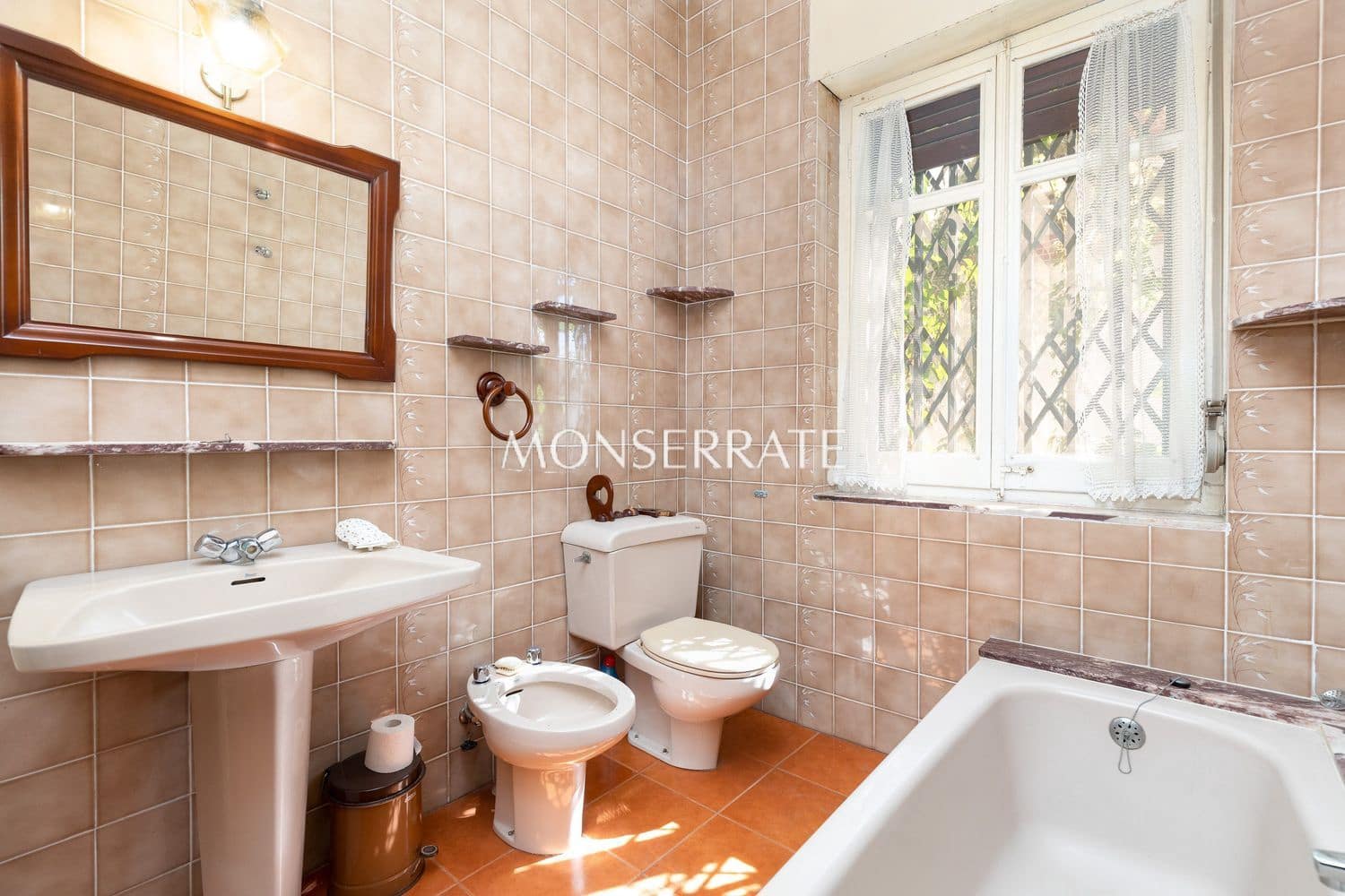 6 slaapkamer Villa te koop in Valencia stad met garage - € 1.900.000 (Ref: 9321538)