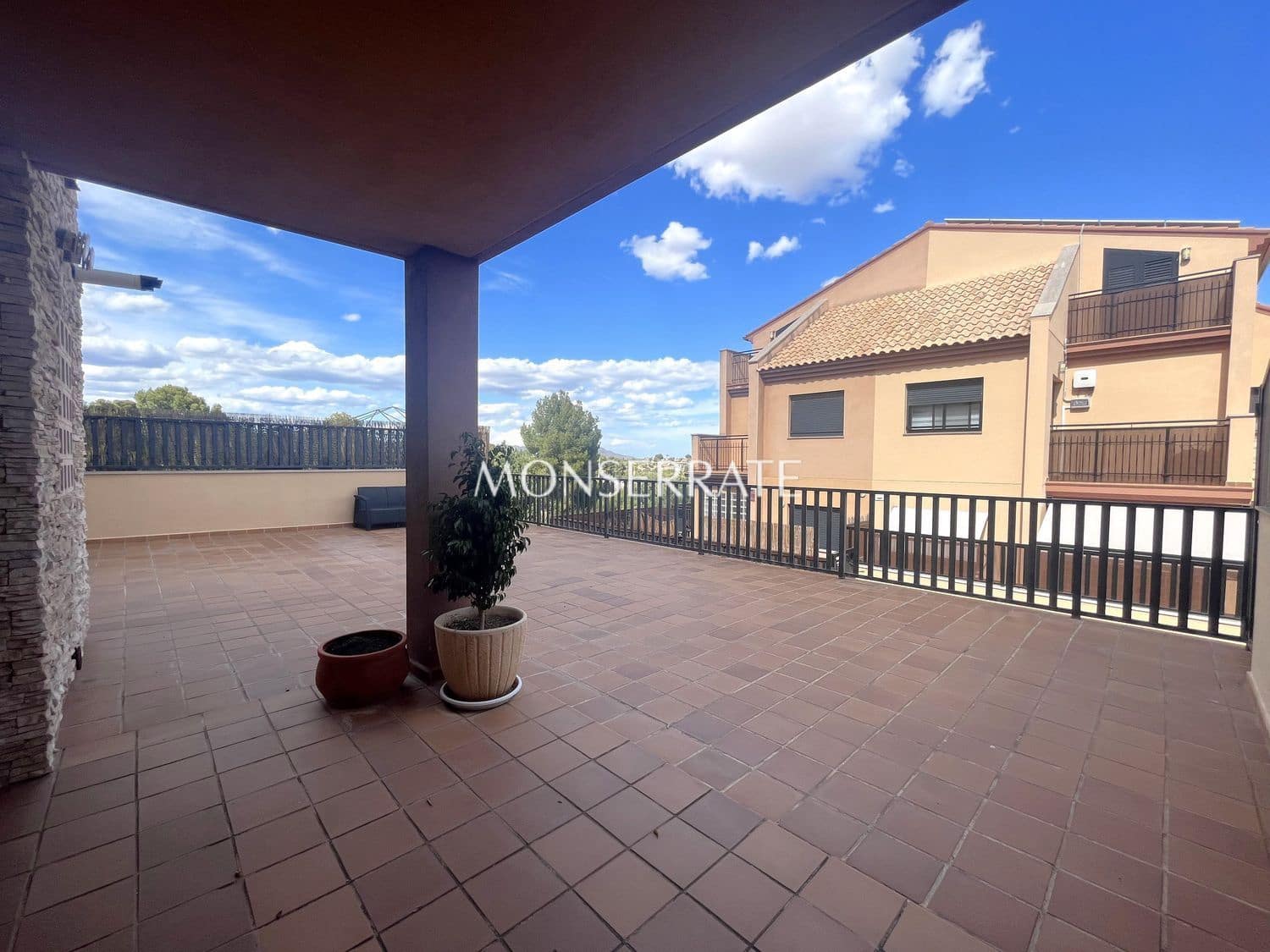 2 bedroom Apartment for rent in Valencia city with pool garage - € 1,500 (Ref: 9371298)