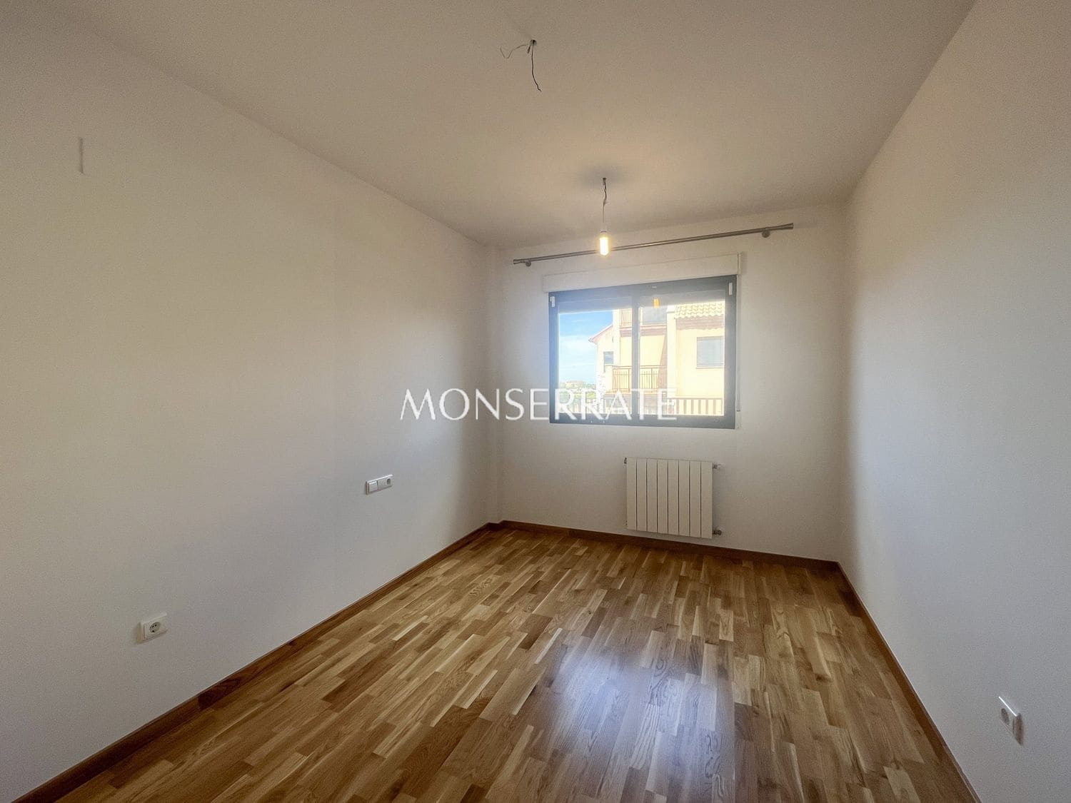 2 bedroom Apartment for rent in Valencia city with pool garage - € 1,500 (Ref: 9371298)