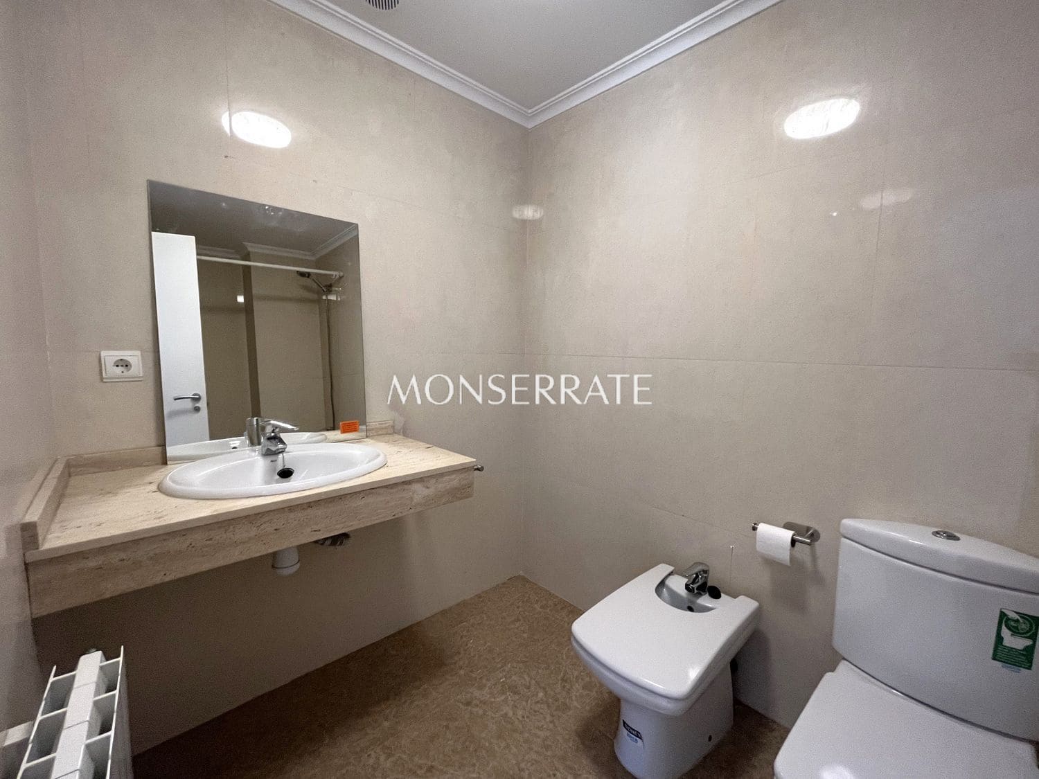 2 bedroom Apartment for rent in Valencia city with pool garage - € 1,500 (Ref: 9371298)