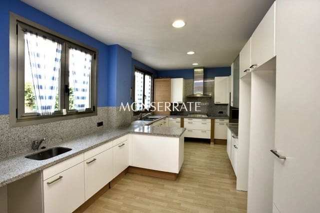 6 bedroom Villa for rent in Puçol with pool garage - € 4,900 (Ref: 9385054)