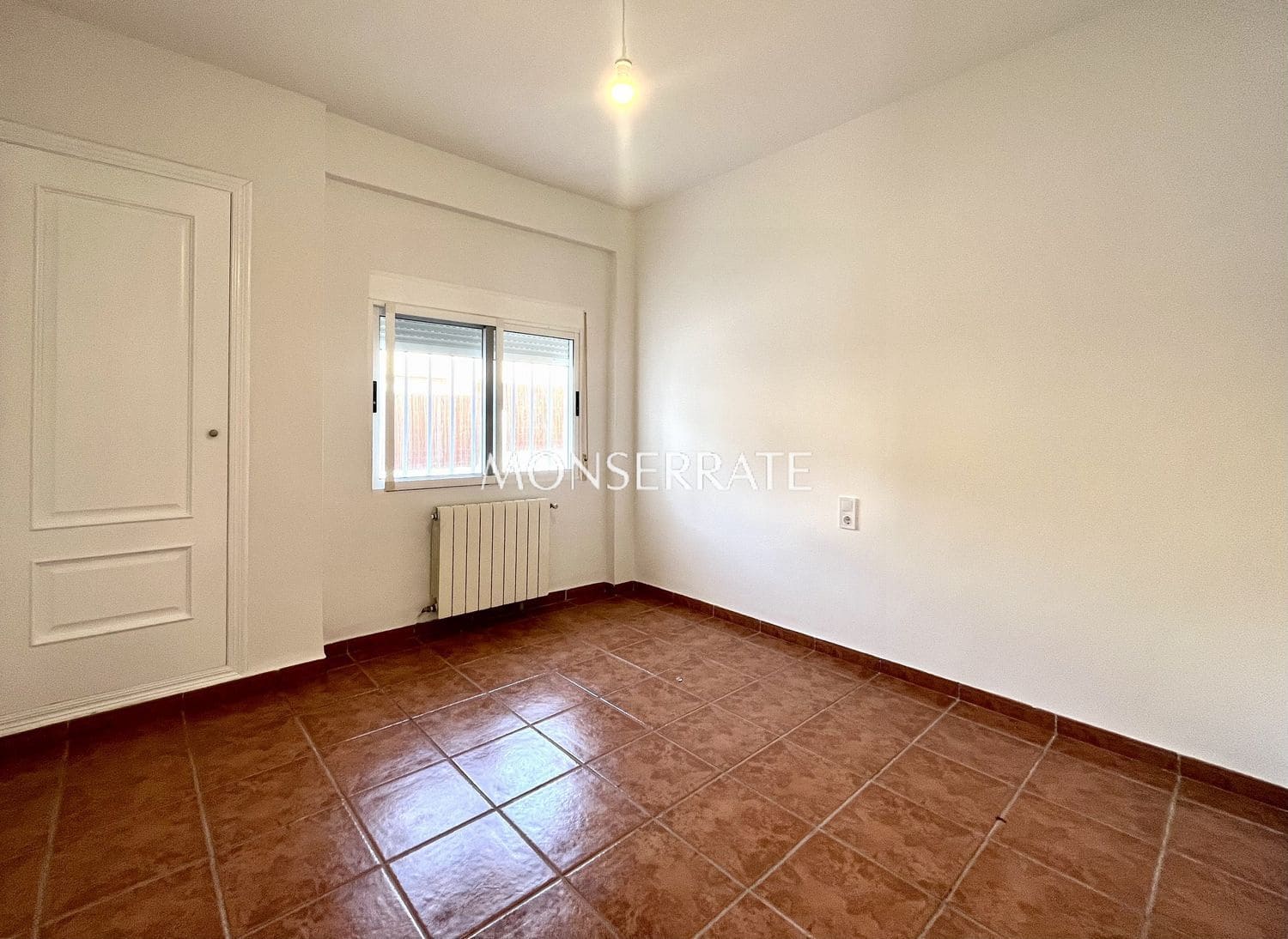 4 soverom Bungalow til leie i Rocafort med svømmebasseng garasje - € 2 600 (Ref: 9390041)