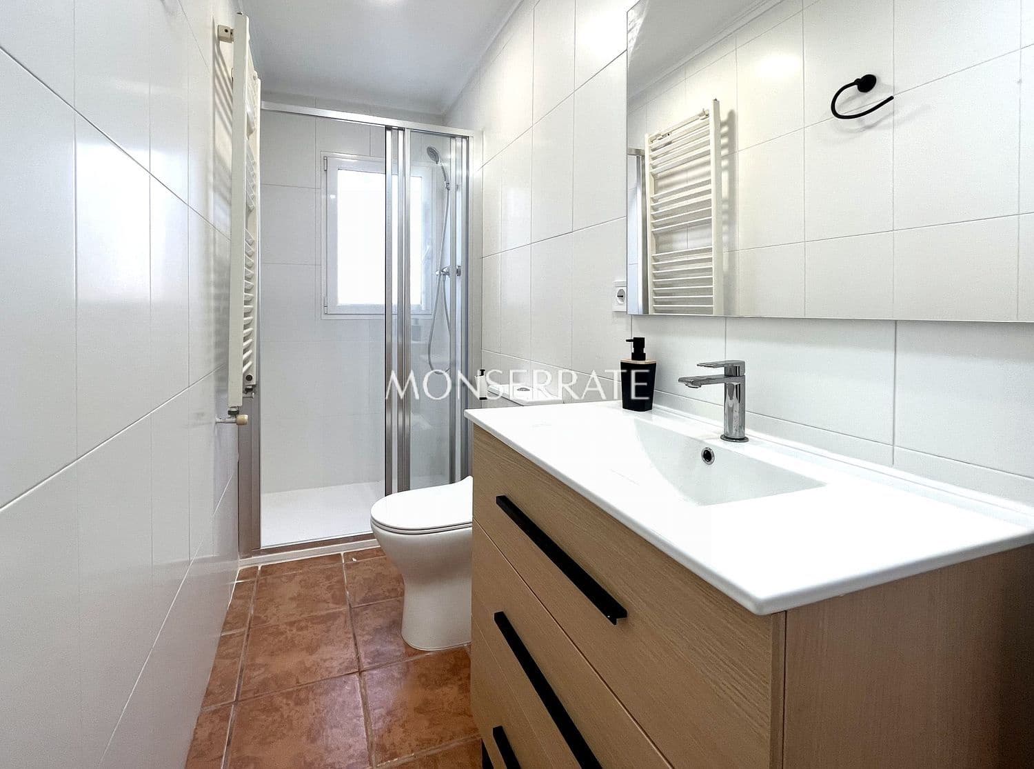 4 soverom Bungalow til leie i Rocafort med svømmebasseng garasje - € 2 600 (Ref: 9390041)