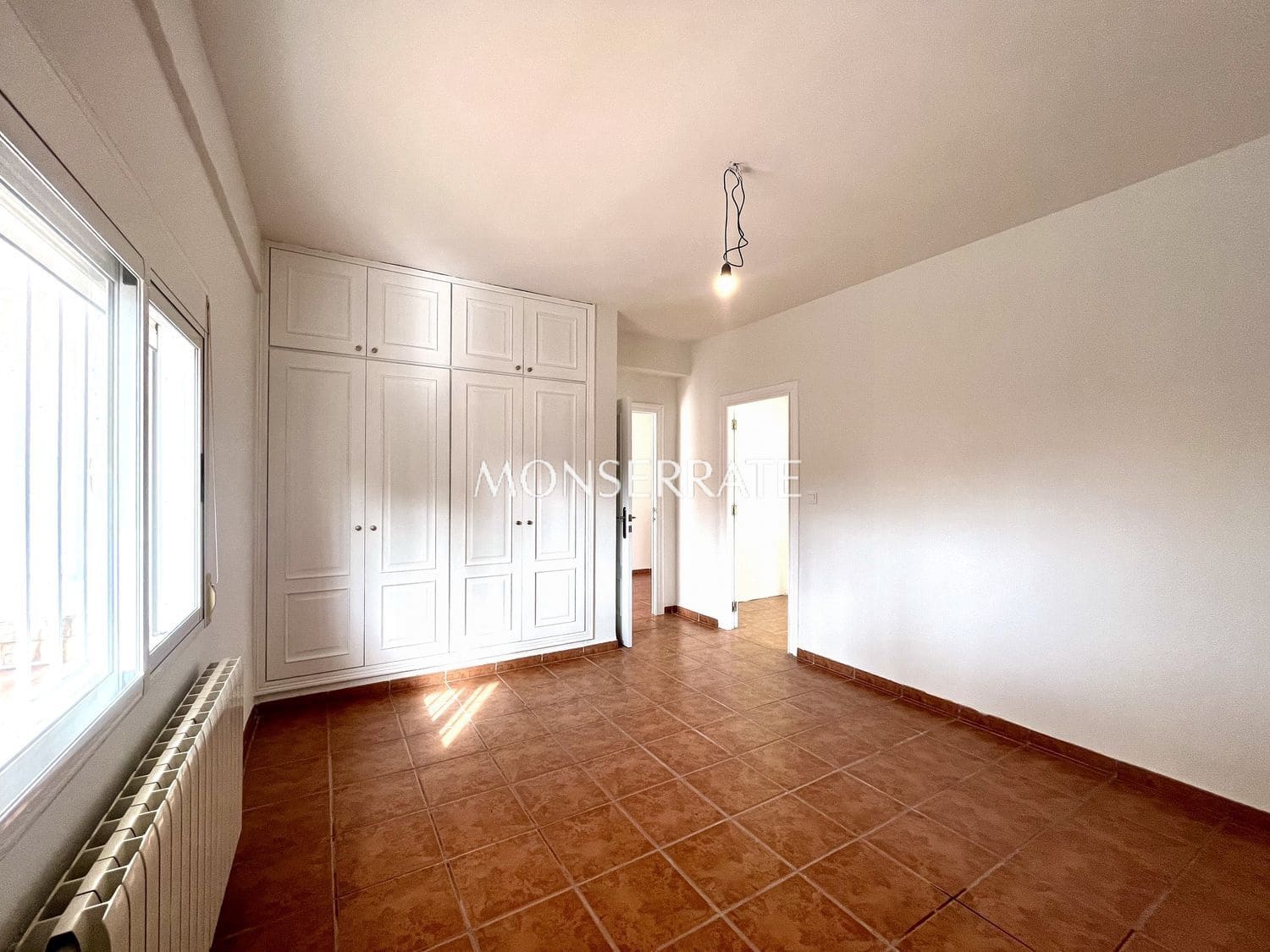 4 soverom Bungalow til leie i Rocafort med svømmebasseng garasje - € 2 600 (Ref: 9390041)