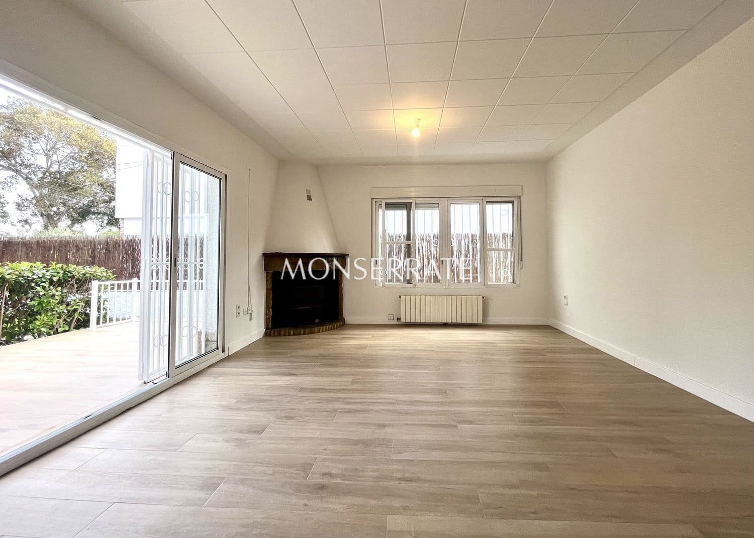 4 bedroom Villa for rent in Rocafort with pool garage - € 2,600 (Ref: 9390042)