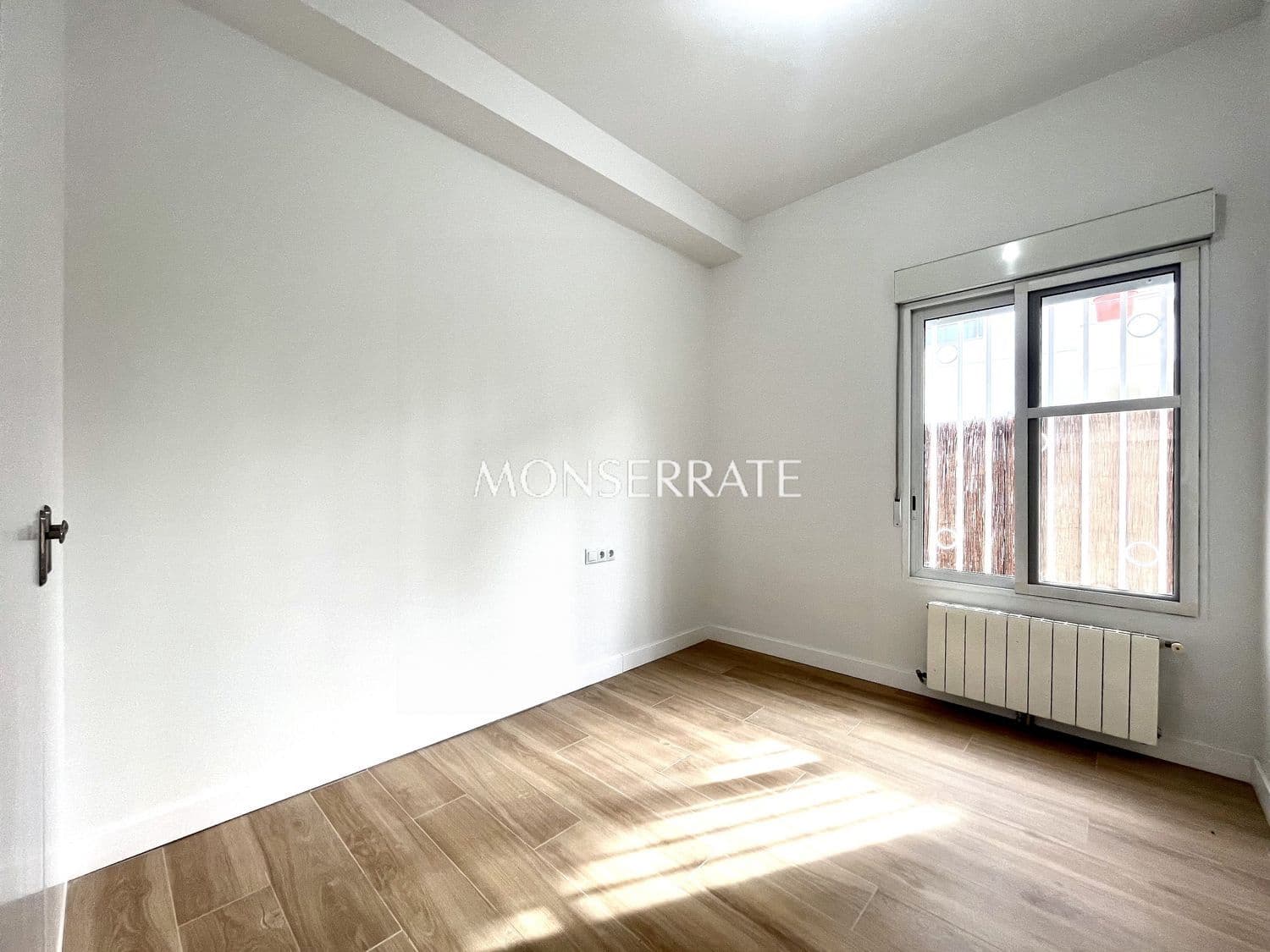 4 bedroom Villa for rent in Rocafort with pool garage - € 2,600 (Ref: 9390042)