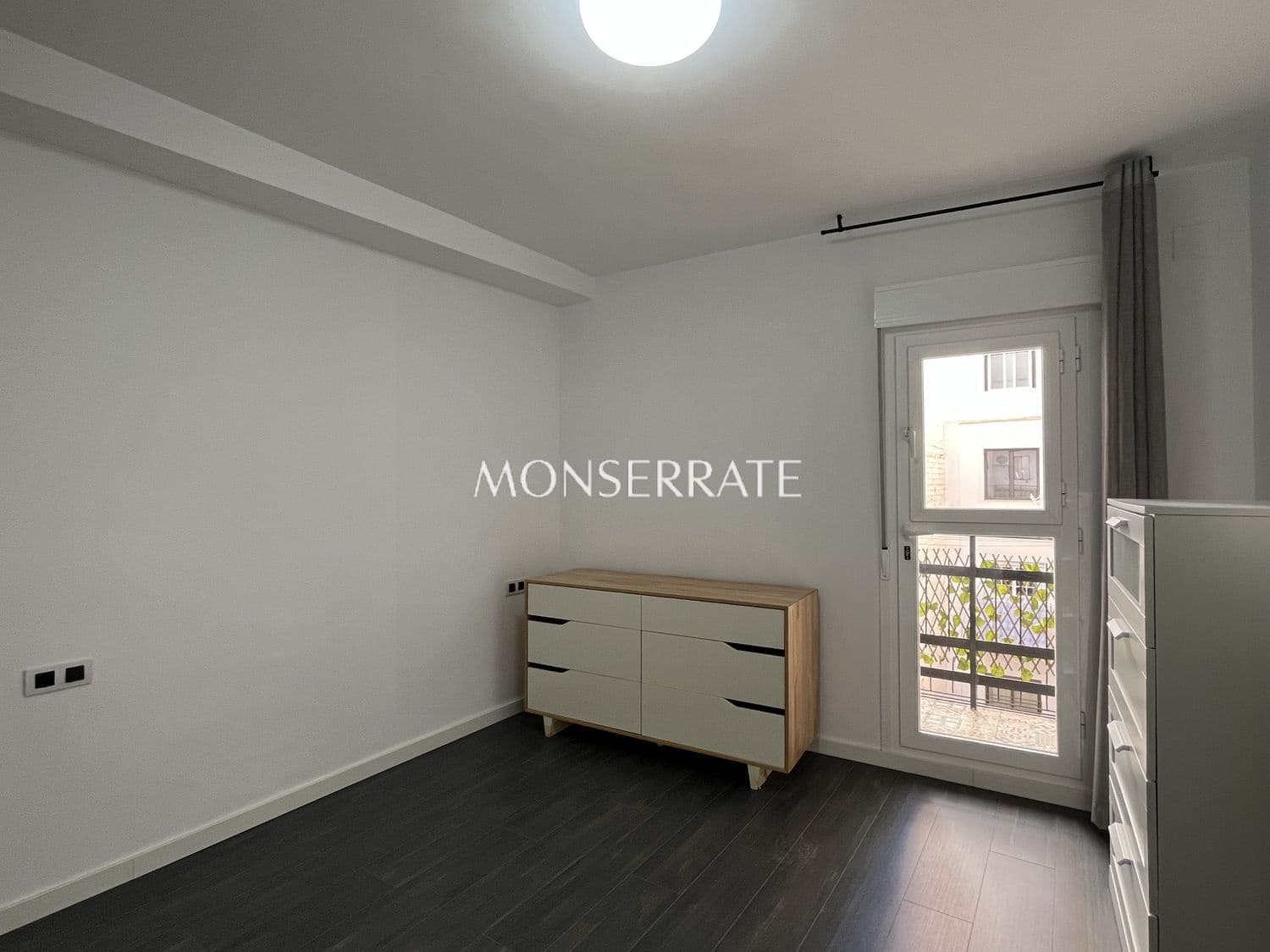 3 soveværelse Lejlighed til leje i Valencia by med garage - € 2.150 (Ref: 9398015)