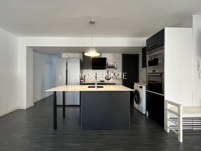 Appartement de 3 chambres à louer à El Mercat, Valence ville avec garage - 2 150 € (Ref: 9398015)