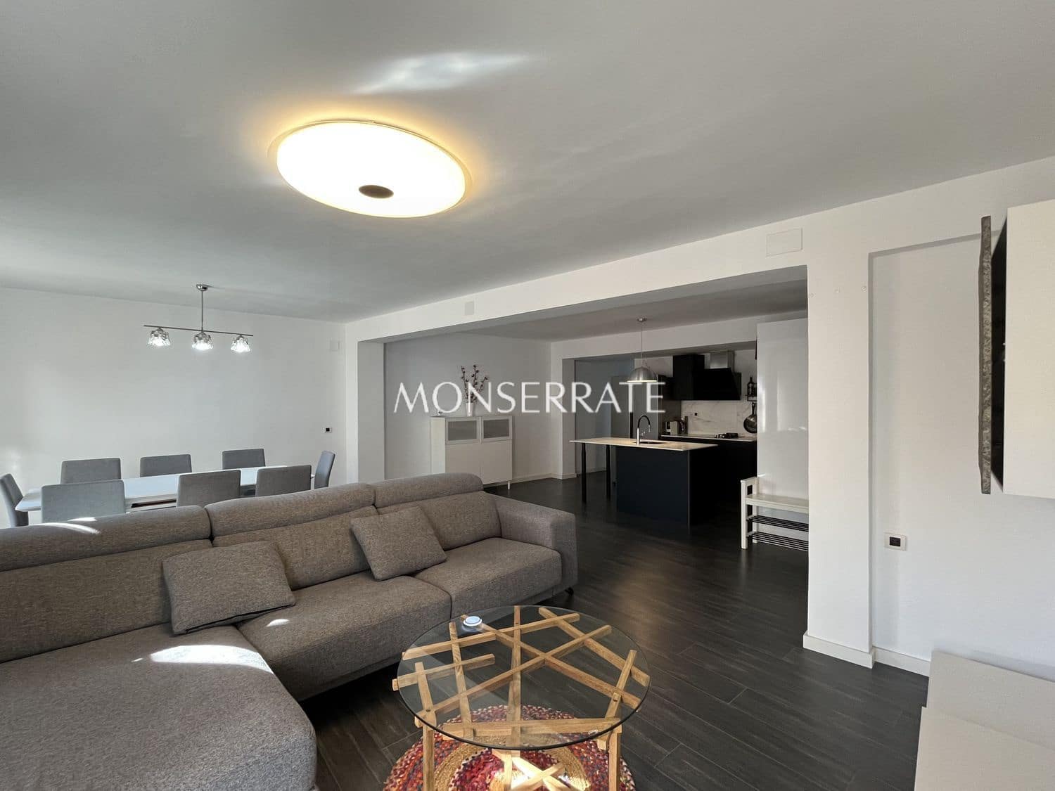 3 soveværelse Lejlighed til leje i Valencia by med garage - € 2.150 (Ref: 9398015)