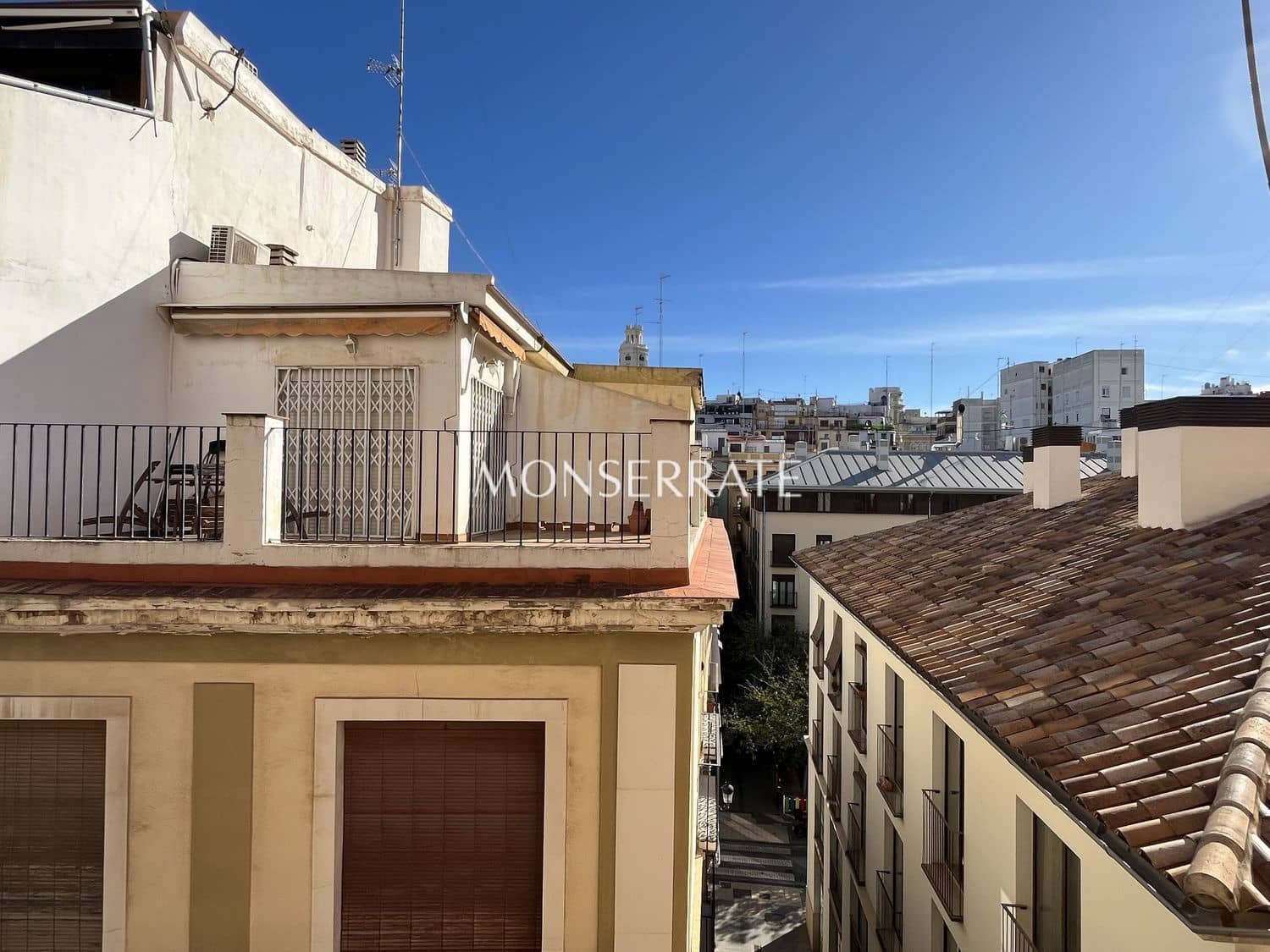 3 soveværelse Lejlighed til leje i Valencia by med garage - € 2.150 (Ref: 9398015)