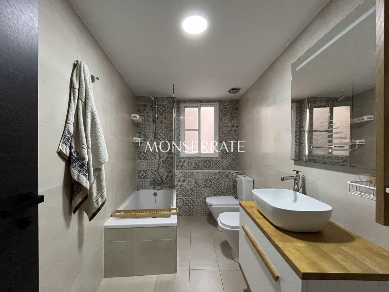 3 soveværelse Lejlighed til leje i Valencia by med garage - € 2.150 (Ref: 9398015)