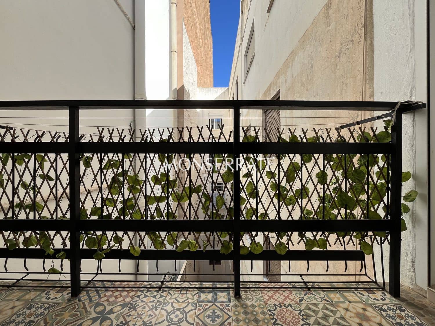 3 soveværelse Lejlighed til leje i Valencia by med garage - € 2.150 (Ref: 9398015)