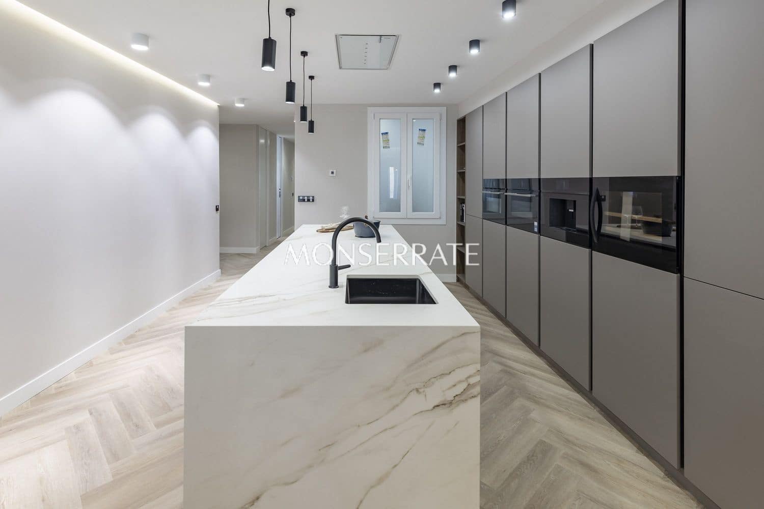 4 soveværelse Lejlighed til salg i Valencia by med garage - € 990.000 (Ref: 9419290)