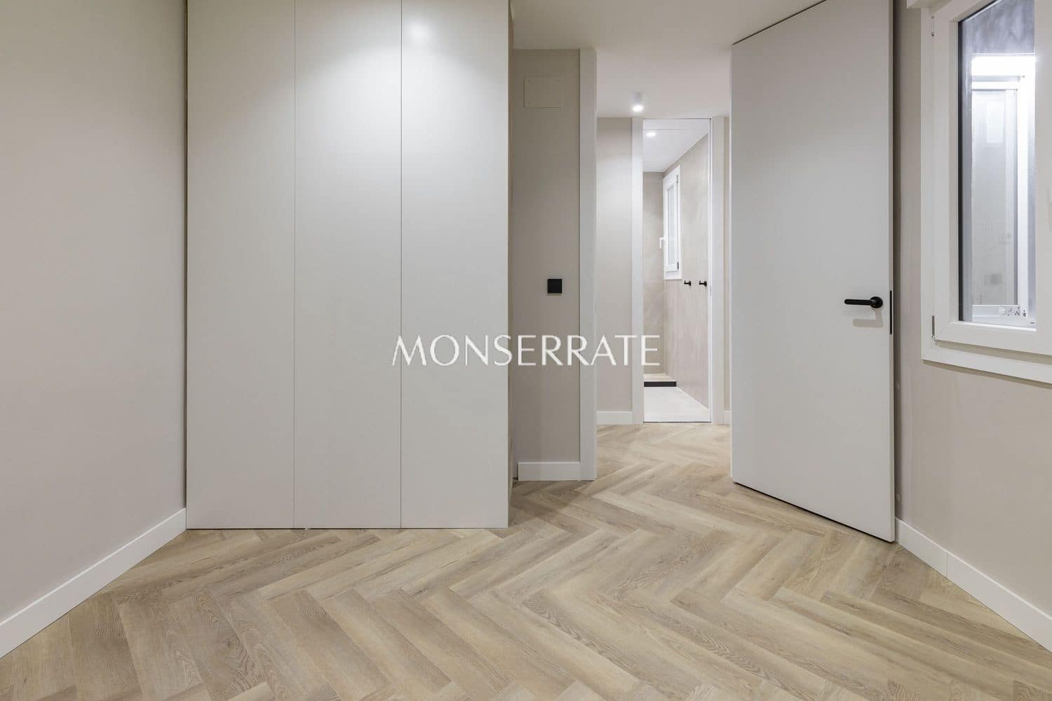 4 soveværelse Lejlighed til salg i Valencia by med garage - € 990.000 (Ref: 9419290)