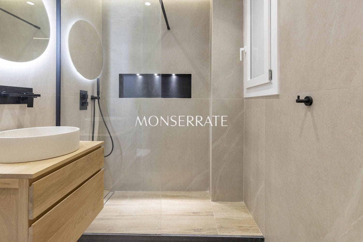 4 soveværelse Lejlighed til salg i Valencia by med garage - € 990.000 (Ref: 9419290)