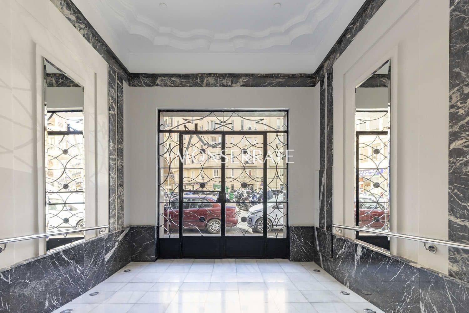 4 soveværelse Lejlighed til salg i Valencia by med garage - € 990.000 (Ref: 9419290)