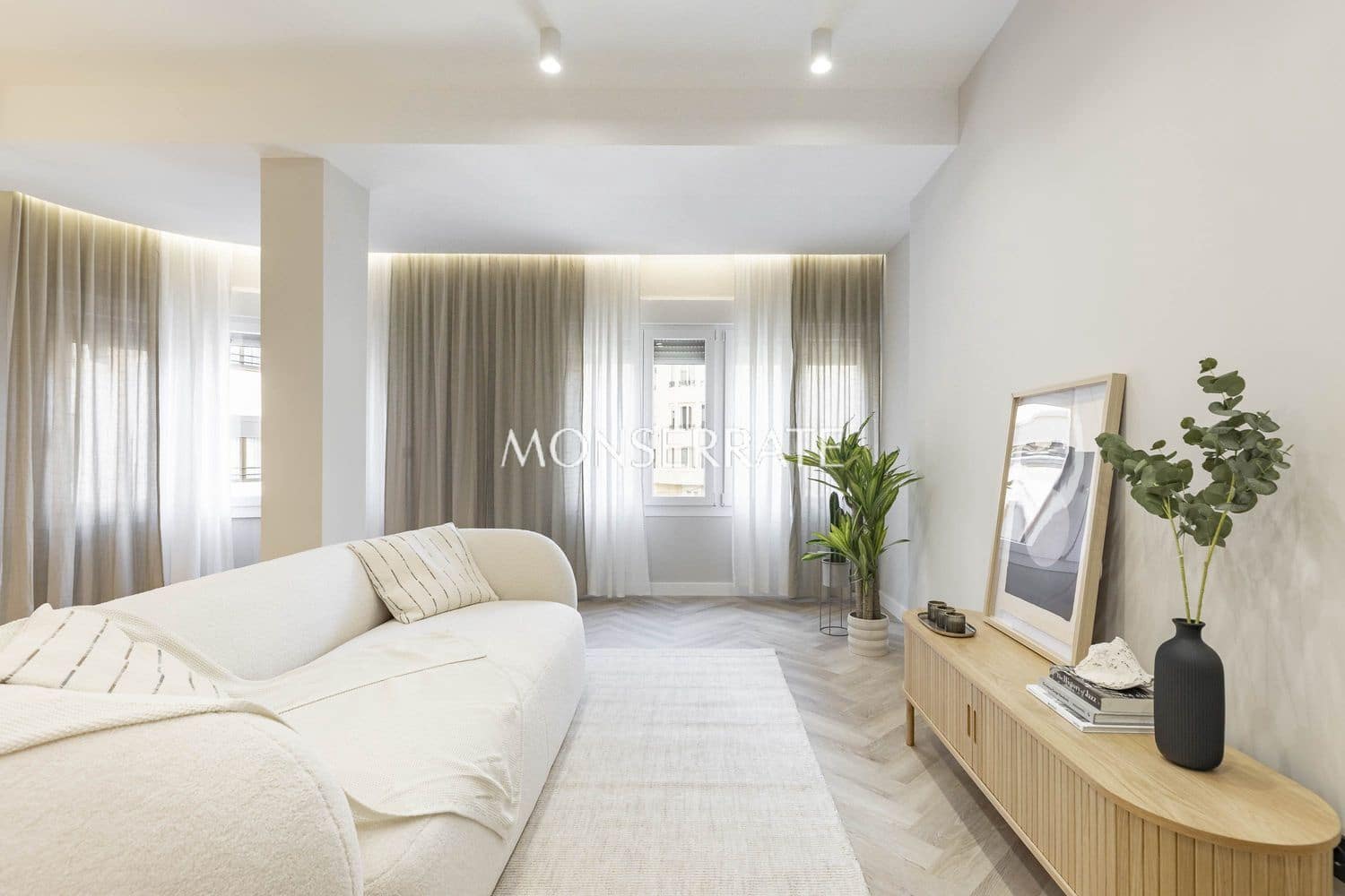 5 camera da letto Appartamento in vendita in Valencia citta con garage - 990.000 € (Rif: 9419291)