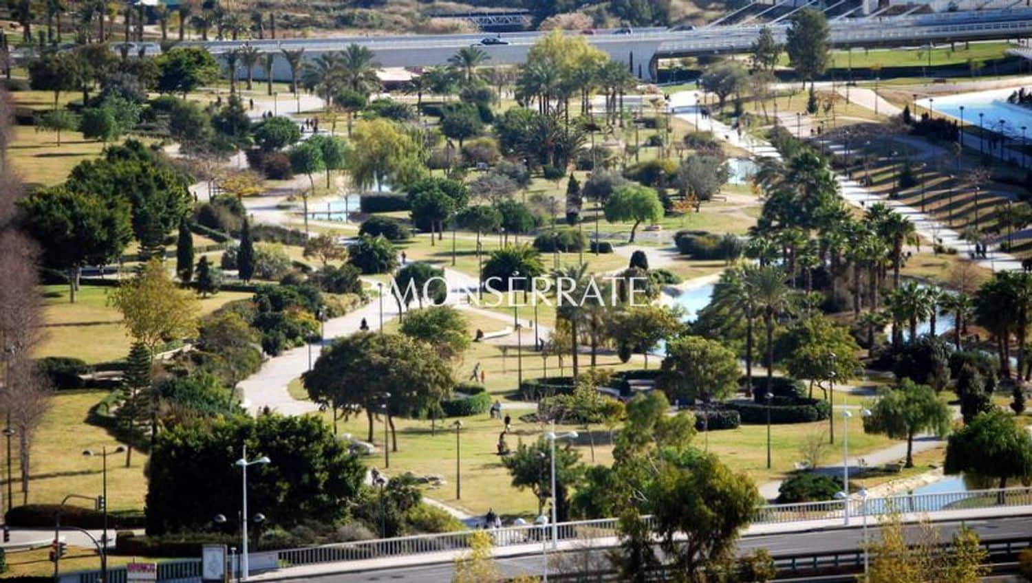 4 camera da letto Appartamento da affittare in Valencia citta con piscina garage - 2.750 € (Rif: 9429583)