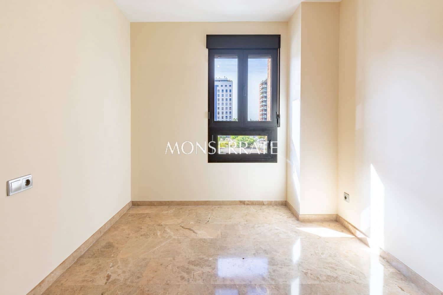 3 chambre Appartement à vendre à Valence ville avec garage - 620 000 € (Ref: 9432942)