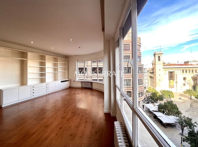 4 soveværelse Lejlighed til leje i Sant Francesc, Valencia by med garage - € 3.500 (Ref: 9441316)