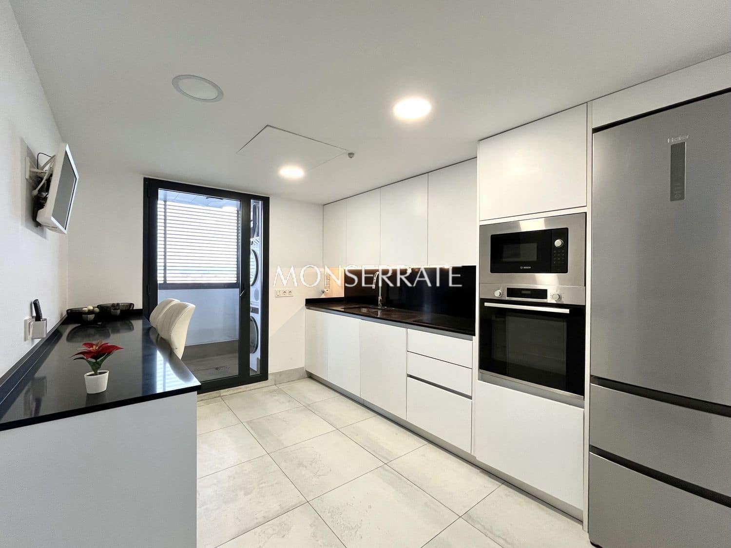 3 Zimmer Apartment zu verkaufen in Valencia Stadt mit Pool Garage - 730.000 € (Ref: 9445712)