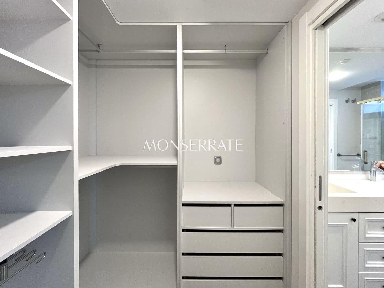 3 Zimmer Apartment zu verkaufen in Valencia Stadt mit Pool Garage - 730.000 € (Ref: 9445712)