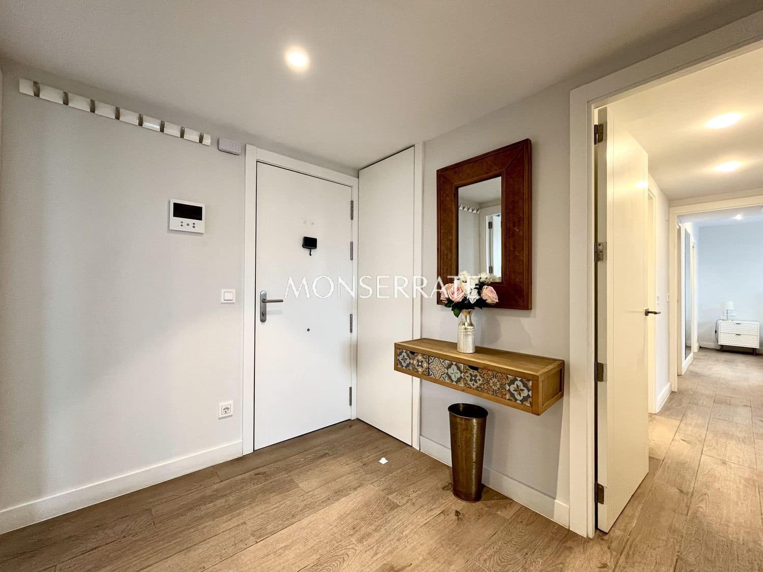 3 Zimmer Apartment zu verkaufen in Valencia Stadt mit Pool Garage - 730.000 € (Ref: 9445712)