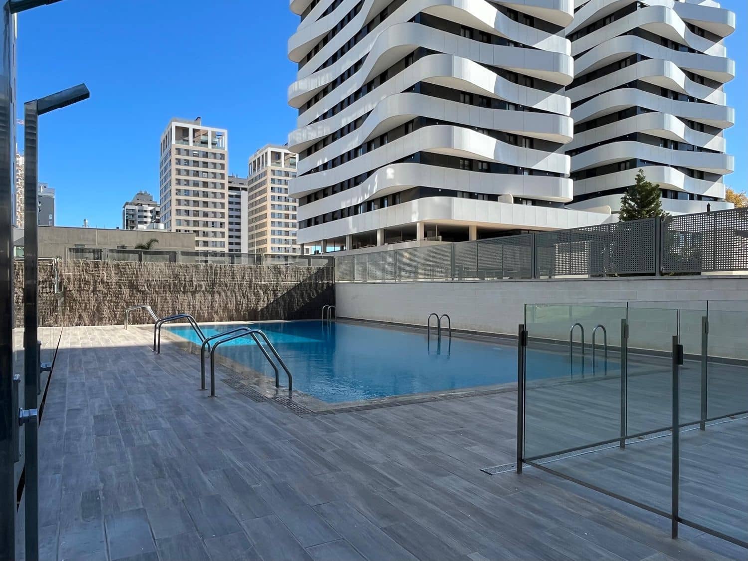 3 Zimmer Apartment zu verkaufen in Valencia Stadt mit Pool Garage - 730.000 € (Ref: 9445712)