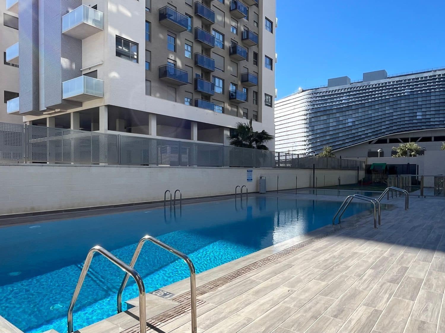 3 Zimmer Apartment zu verkaufen in Valencia Stadt mit Pool Garage - 730.000 € (Ref: 9445712)