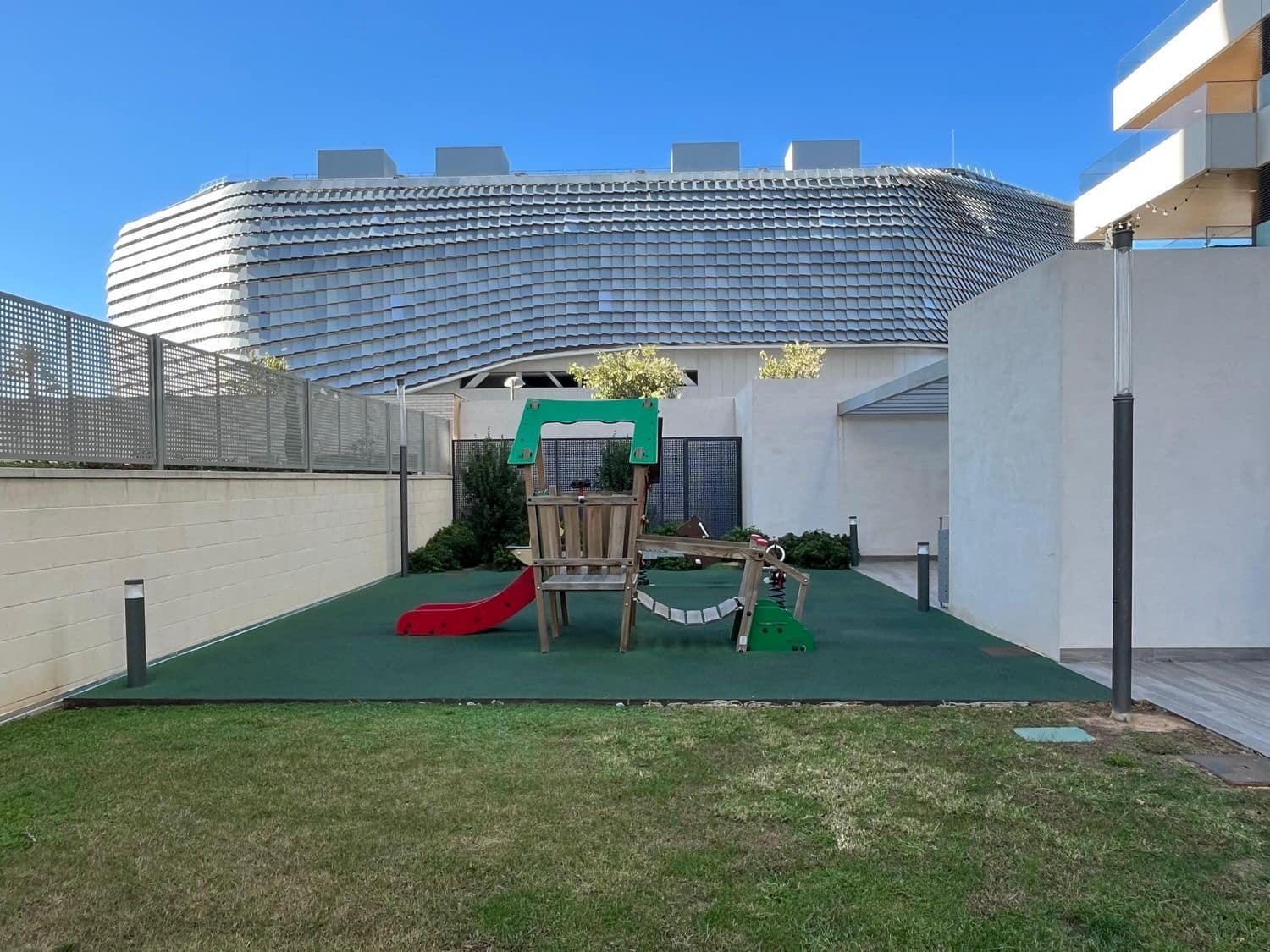 3 Zimmer Apartment zu verkaufen in Valencia Stadt mit Pool Garage - 730.000 € (Ref: 9445712)