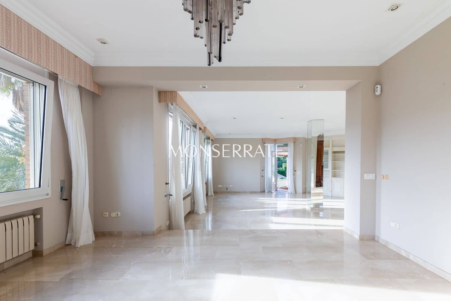 8 soverom Villa til salgs i Pucol med svømmebasseng garasje - € 2 400 000 (Ref: 9450349)