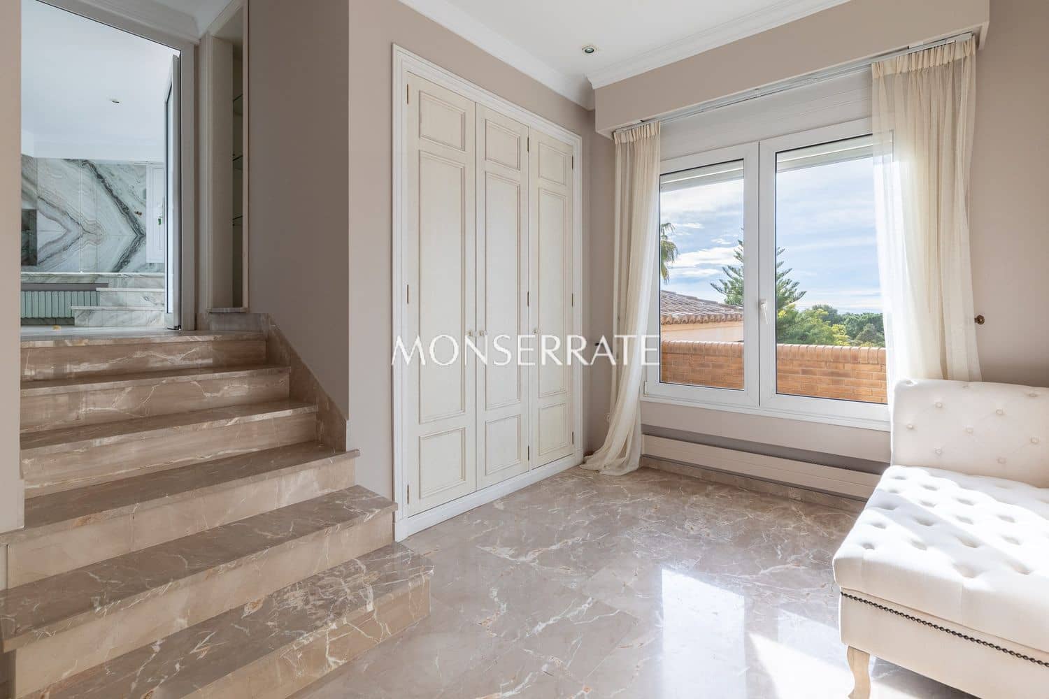 8 soverom Villa til salgs i Pucol med svømmebasseng garasje - € 2 400 000 (Ref: 9450349)