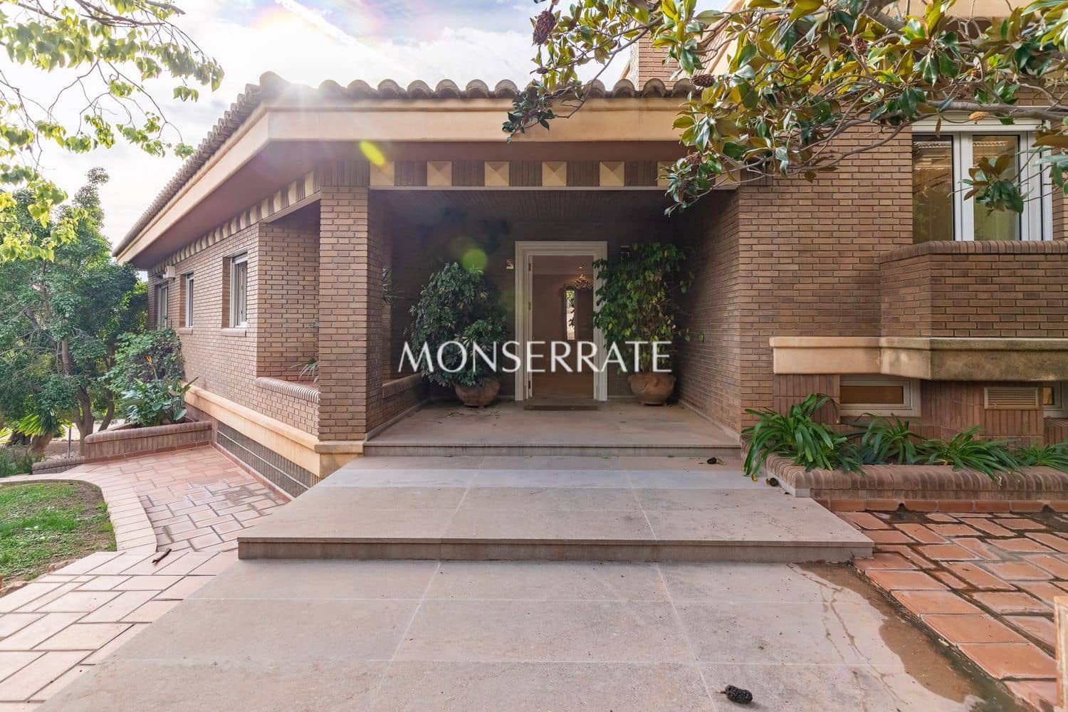 8 soverom Villa til salgs i Pucol med svømmebasseng garasje - € 2 400 000 (Ref: 9450349)