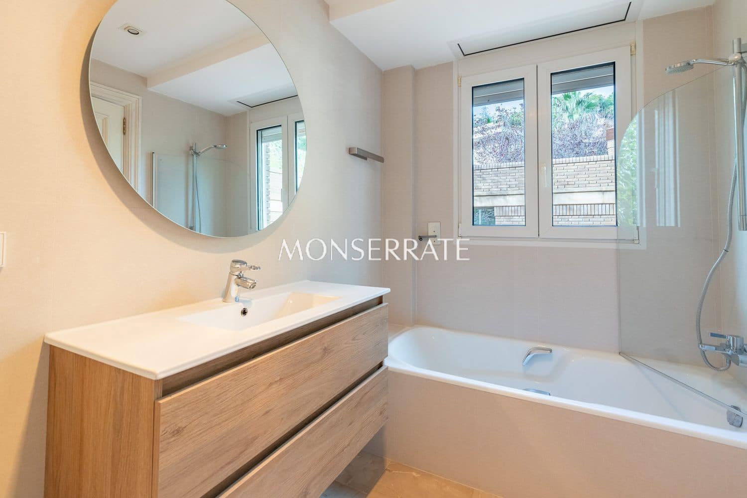 8 soverom Villa til salgs i Pucol med svømmebasseng garasje - € 2 400 000 (Ref: 9450349)