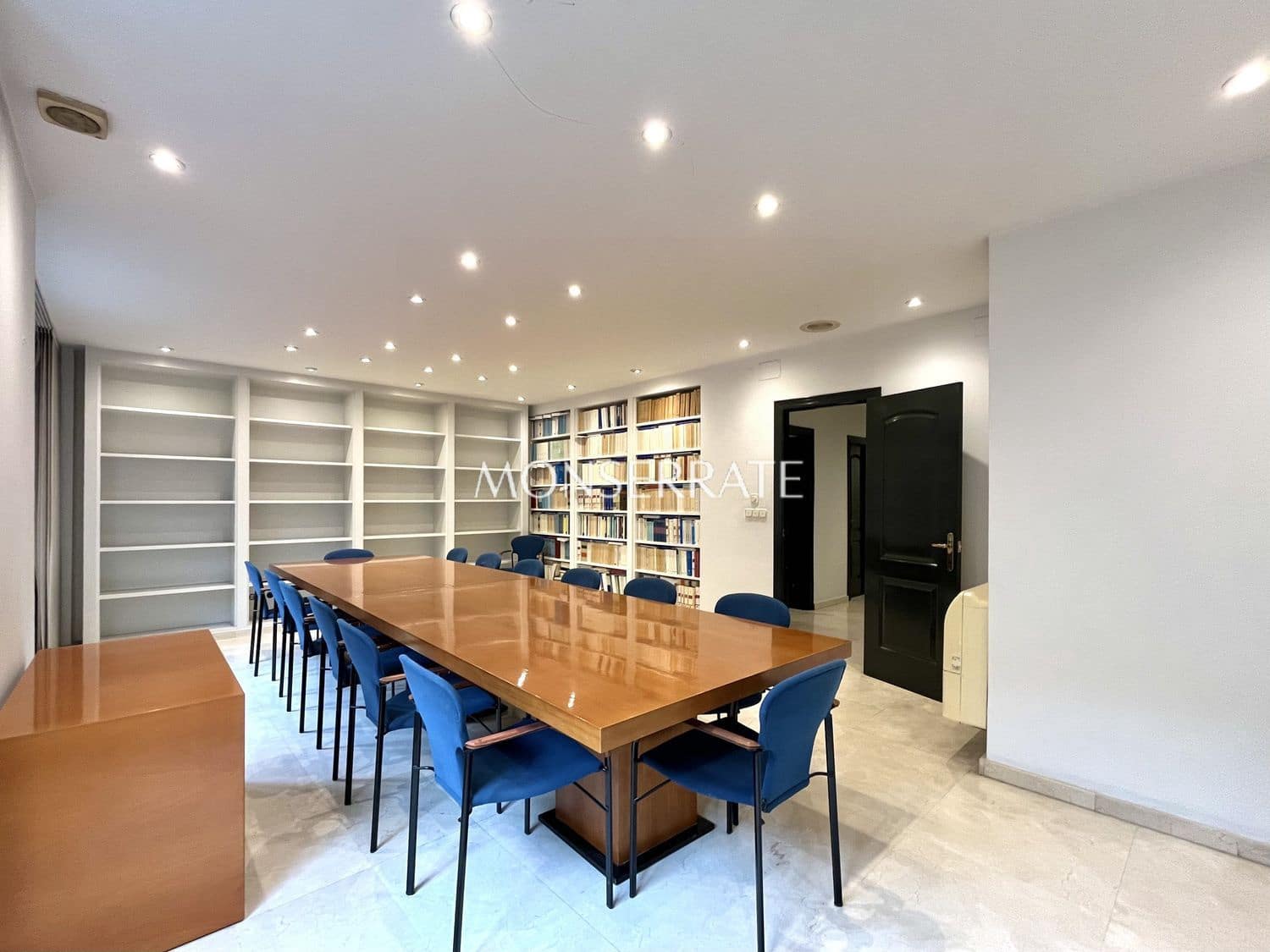 Kontor att hyra i Valencia stad - 4 500 € (Ref: 9451915)