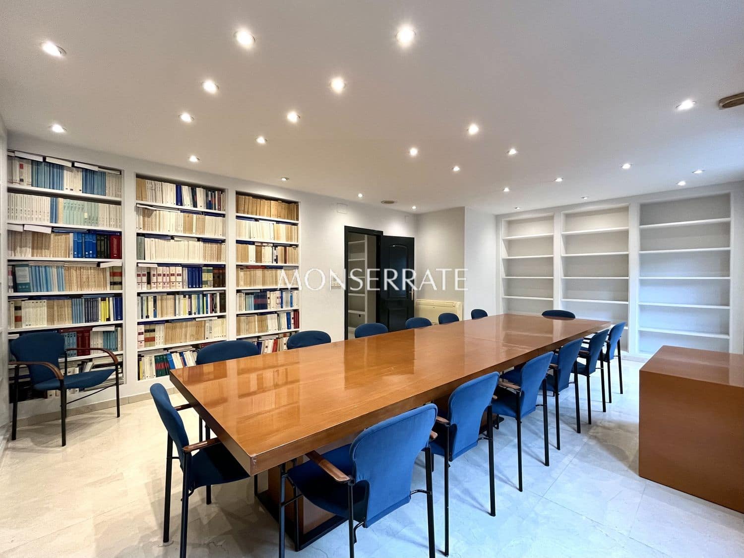 Kontor att hyra i Valencia stad - 4 500 € (Ref: 9451915)