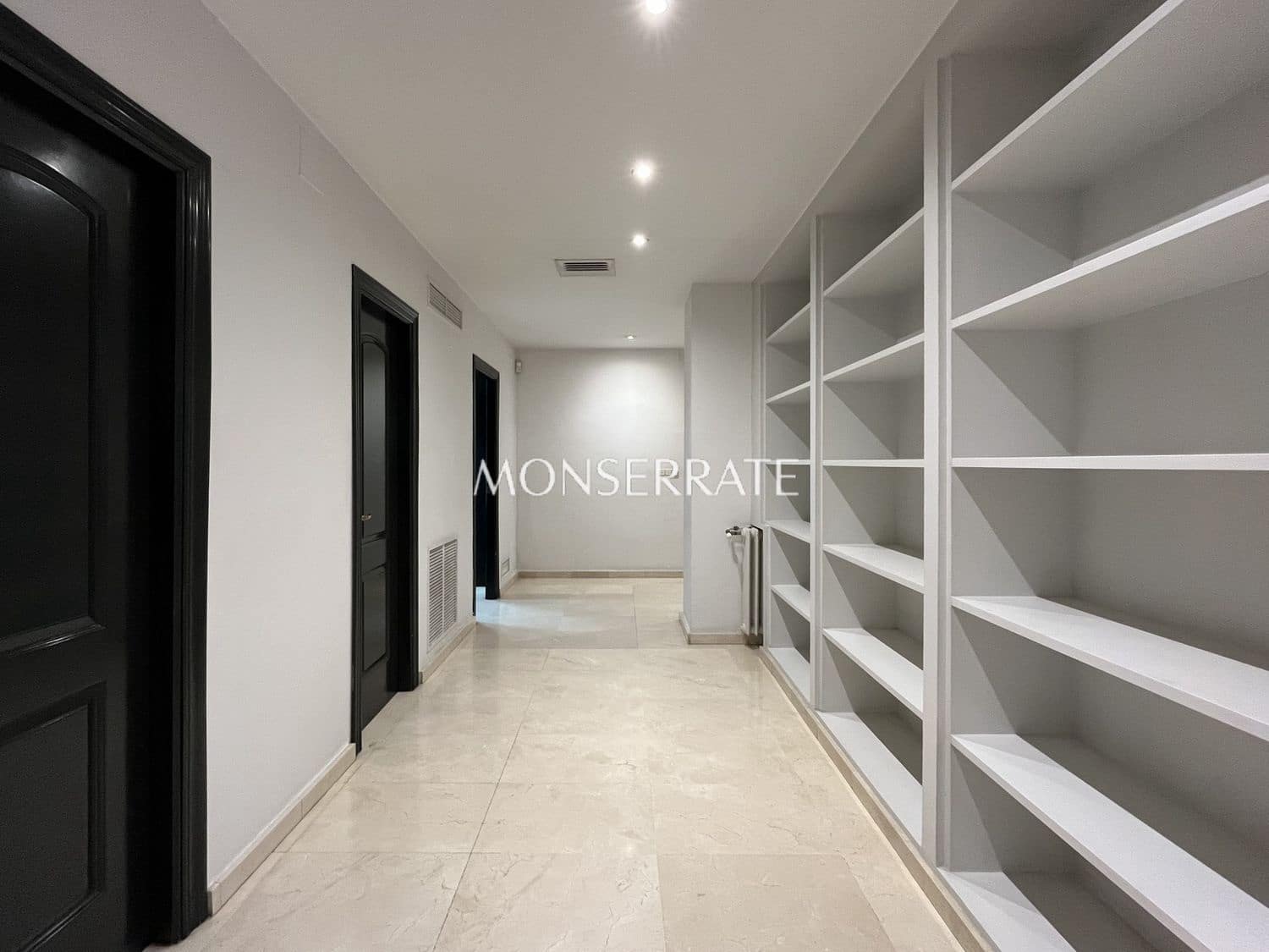 Kontor att hyra i Valencia stad - 4 500 € (Ref: 9451915)