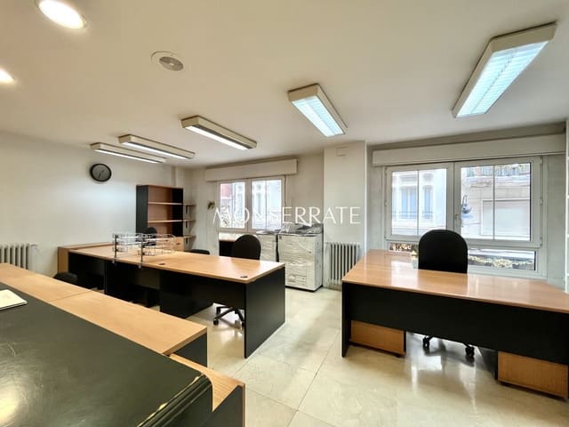 Kontor til leje i El Pla del Remei, Valencia by - € 4.500 (Ref: 9451915)