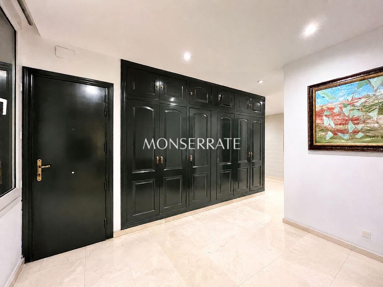 Office for rent in Valencia city - € 4,500 (Ref: 9451915)