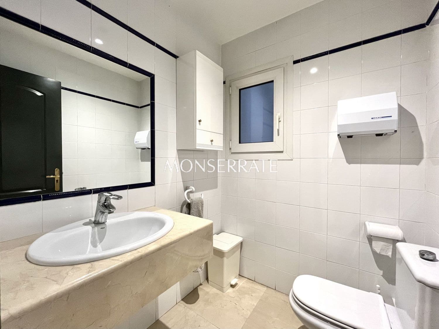 Office for rent in Valencia city - € 4,500 (Ref: 9451915)