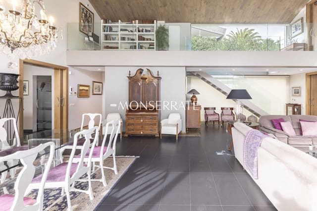 3 makuuhuone Huvila myytävänä paikassa Valencia kaupunki mukana uima-altaan 
autotalli - 2 300 000 € (Ref: 9472246)