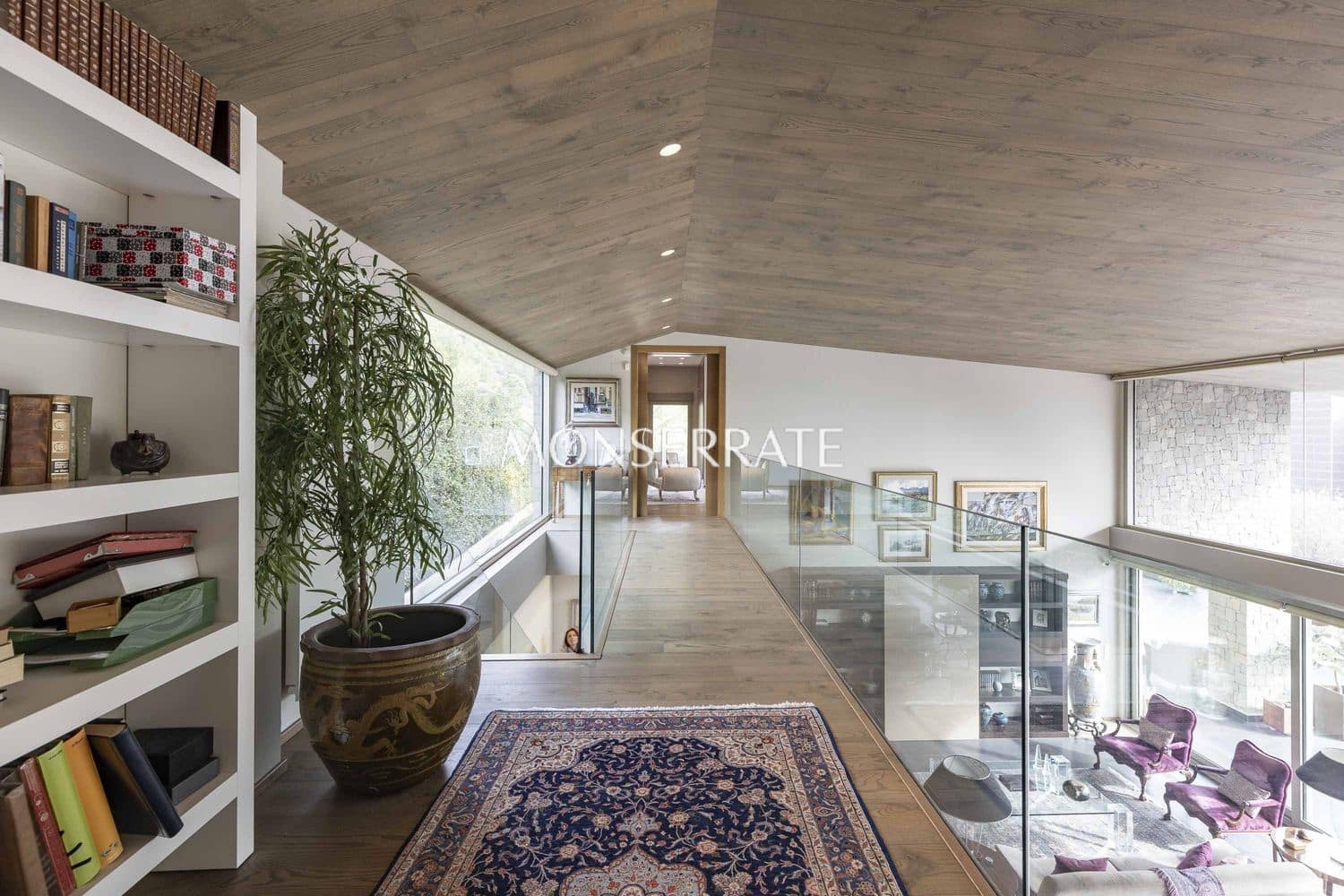 3 makuuhuone Huvila myytävänä paikassa Valencia kaupunki mukana uima-altaan 
autotalli - 2 300 000 € (Ref: 9472246)