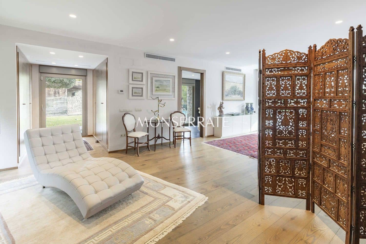 3 makuuhuone Huvila myytävänä paikassa Valencia kaupunki mukana uima-altaan 
autotalli - 2 300 000 € (Ref: 9472246)