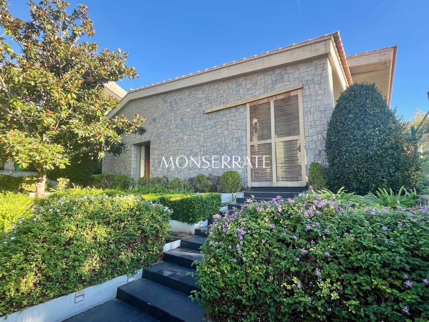 3 makuuhuone Huvila myytävänä paikassa Valencia kaupunki mukana uima-altaan 
autotalli - 2 300 000 € (Ref: 9472246)