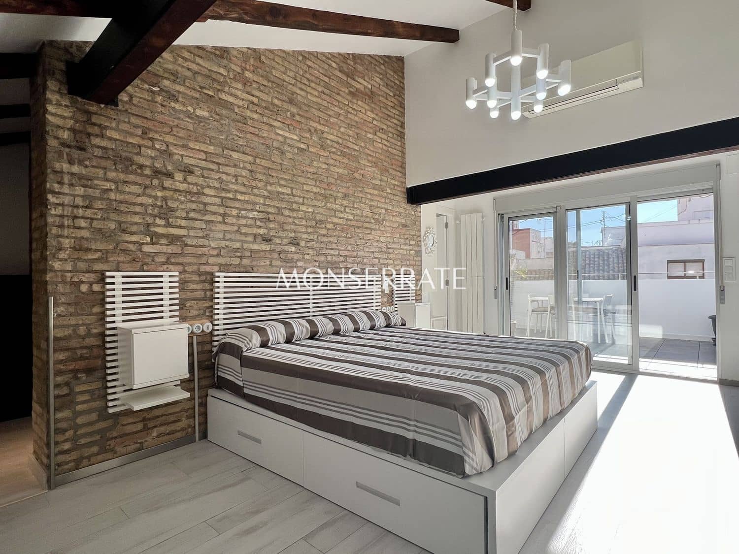 2 sypialnia Apartament do wynajęcia w Miasto Walencja z garażem - 2 100 € (Ref: 9474690)