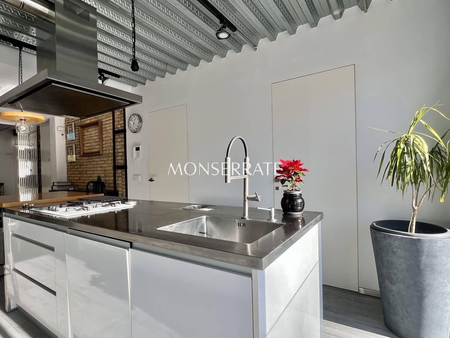 2 sypialnia Apartament do wynajęcia w Miasto Walencja z garażem - 2 100 € (Ref: 9474690)