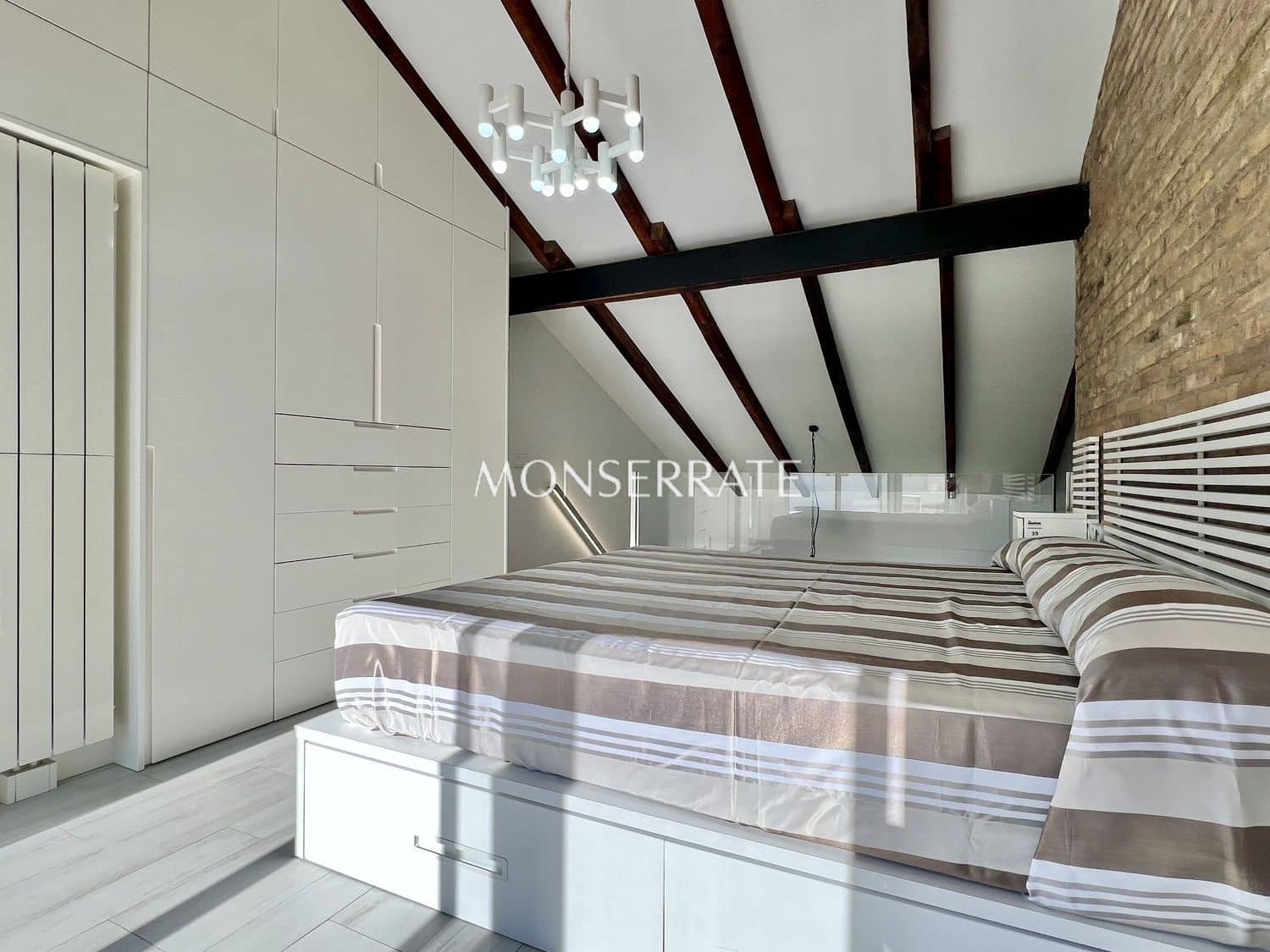 2 sypialnia Apartament do wynajęcia w Miasto Walencja z garażem - 2 100 € (Ref: 9474690)