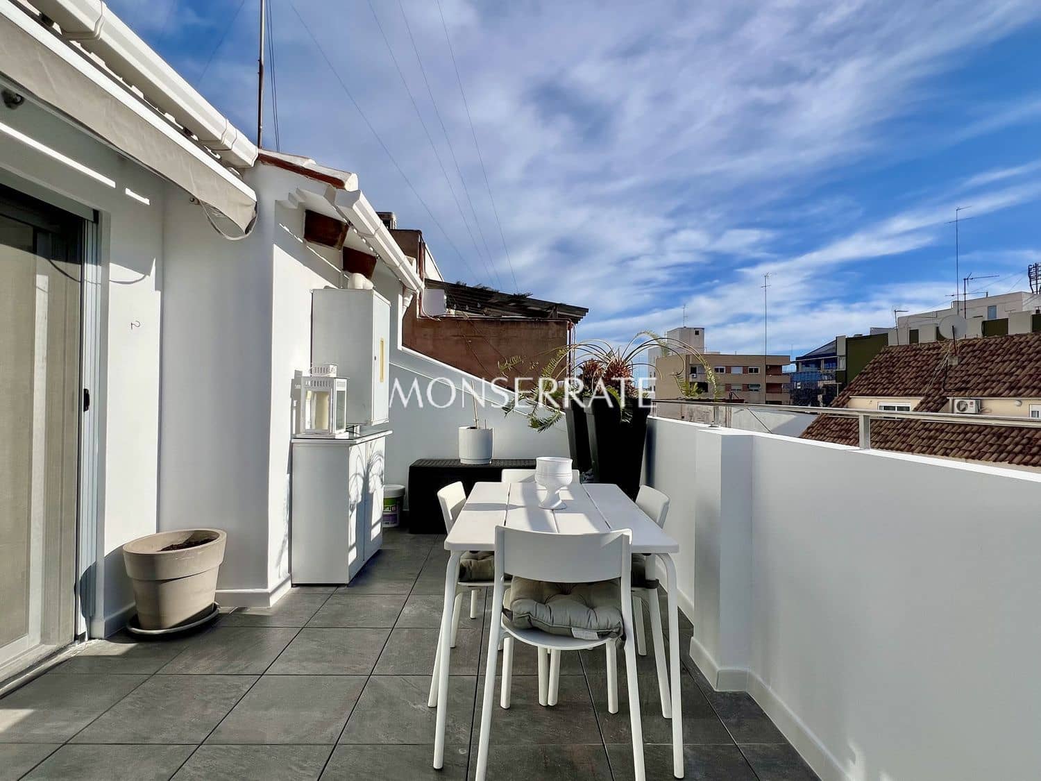 2 sypialnia Apartament do wynajęcia w Miasto Walencja z garażem - 2 100 € (Ref: 9474690)